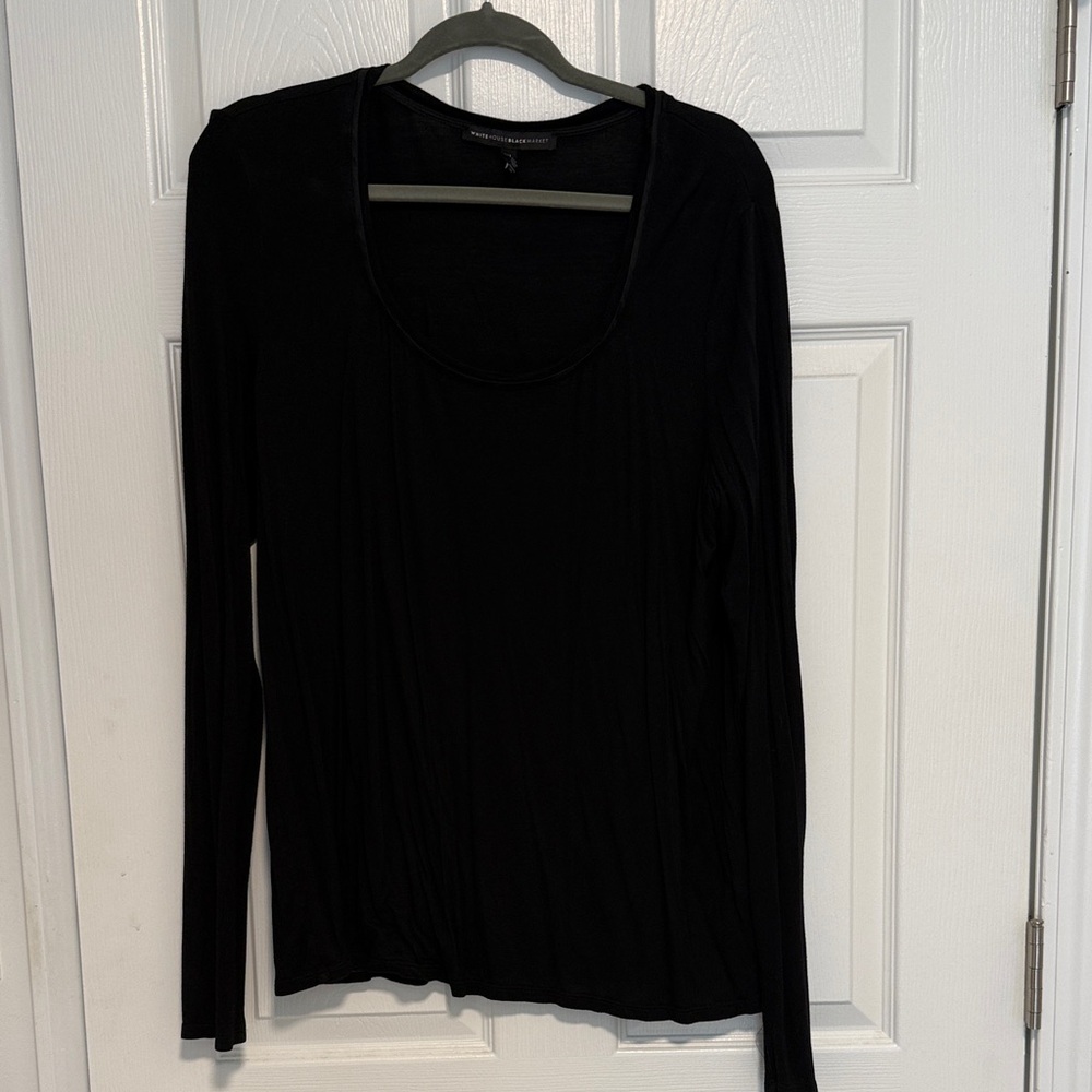 White House Black Market Women’s Black Scoop Neck Long Sleeve Tee